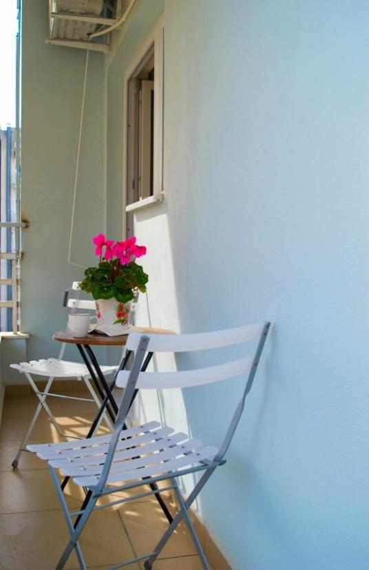 Sunny Central Luxury Apartment Volos Exterior photo